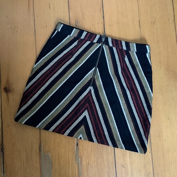 Topshop Striped Mini Skirt - Picture 2 of 3